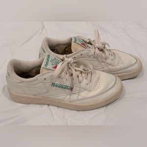 Reebok Unisex Club C 85 Vintage Shoes Men’s Size 7.5 / Women’s Size 9